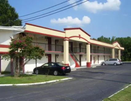 Americas Best Value Inn Smithfield hotel detail image 2