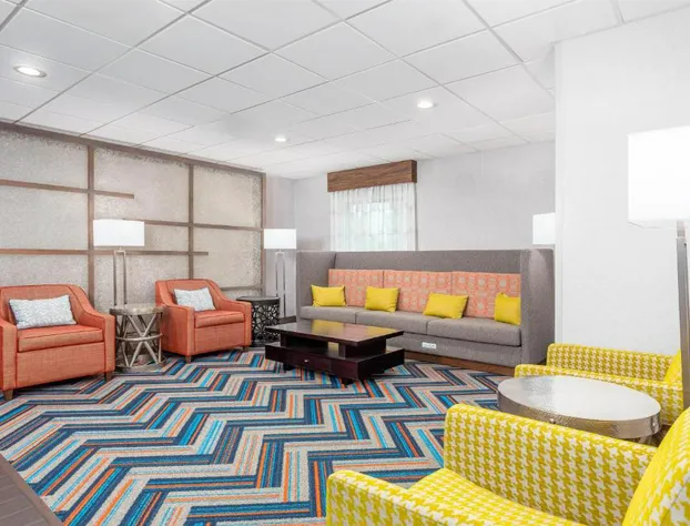 Hampton Inn Akron-South hotel detail image 4