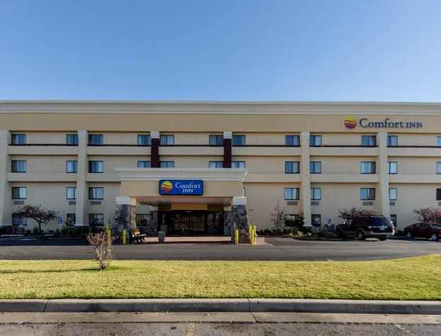 Comfort Inn Tulsa Midtown hotel detail image 1