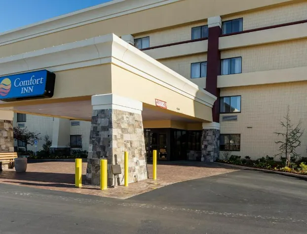 Comfort Inn Tulsa Midtown hotel detail image 3