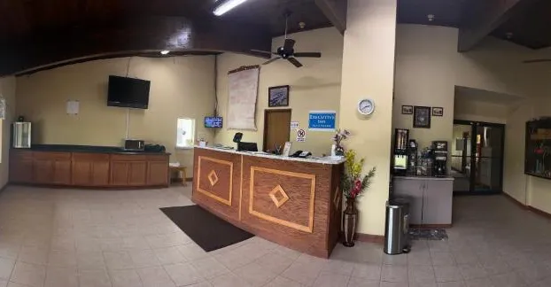 Executive inn hotel detail image 2