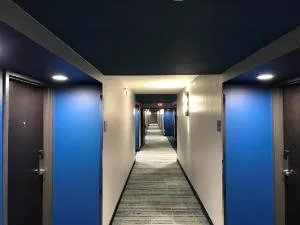 Clarion Pointe OKC Airport hotel detail image 3