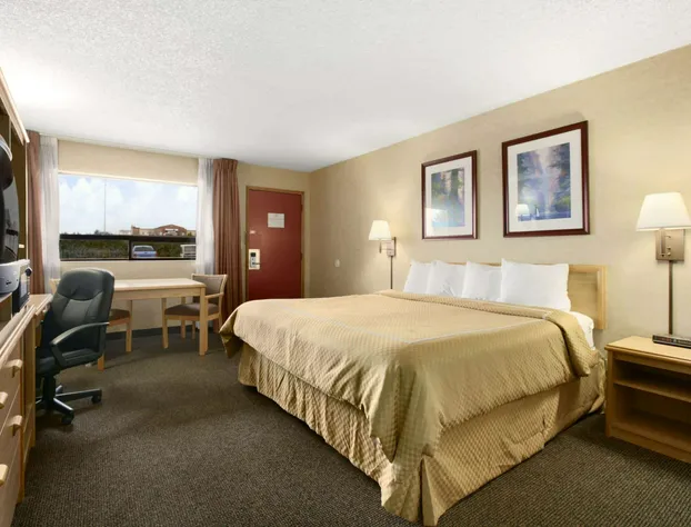 Days Inn by Wyndham Oklahoma City Fairground hotel detail image 4