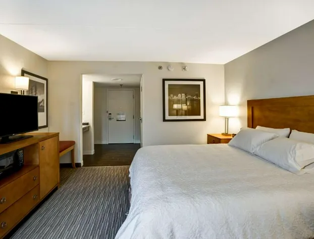 Hampton Inn Norfolk-Naval Base hotel detail image 2