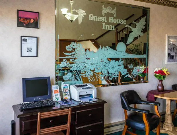 Guest House Inn Junction City hotel detail image 4