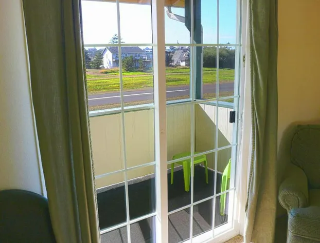 Pacific City Inn hotel detail image 3