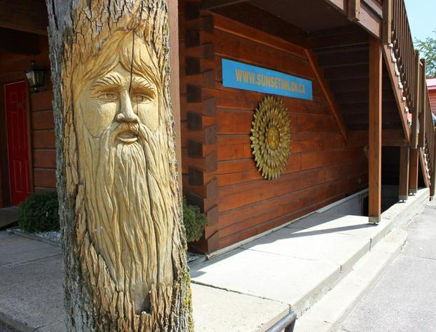 Sunset Inn hotel detail image 2