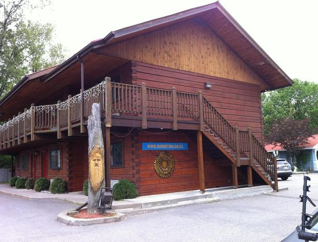 Sunset Inn hotel detail image 4