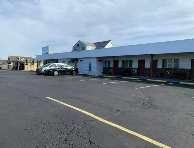 Budget Inn hotel detail image 2