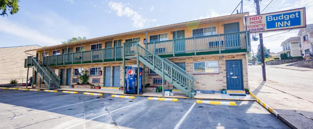 Budget Inn Motel hotel hero