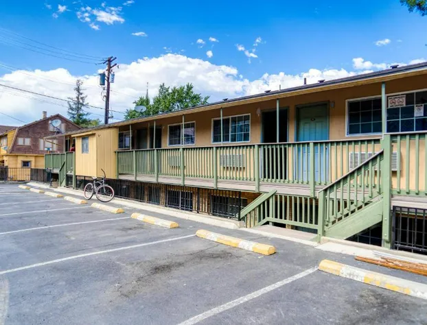 Budget Inn Motel hotel detail image 4