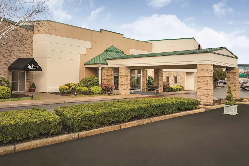 DoubleTree by Hilton Providence Airport Warwick hotel hero