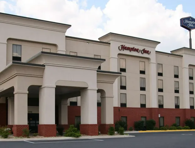 Hampton Inn Martinsburg South-Inwood hotel detail image 1