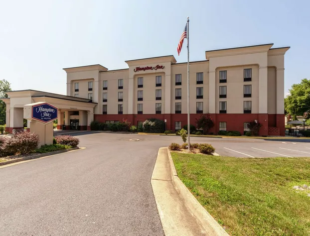 Hampton Inn Martinsburg South-Inwood hotel detail image 1