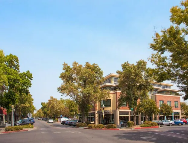 Holiday Inn Express & Suites Davis - University Area by IHG hotel detail image 4