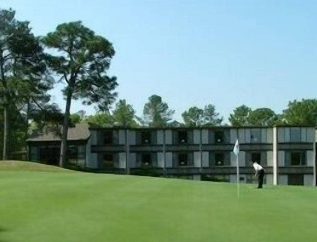 The Inn at Houndslake hotel detail image 1