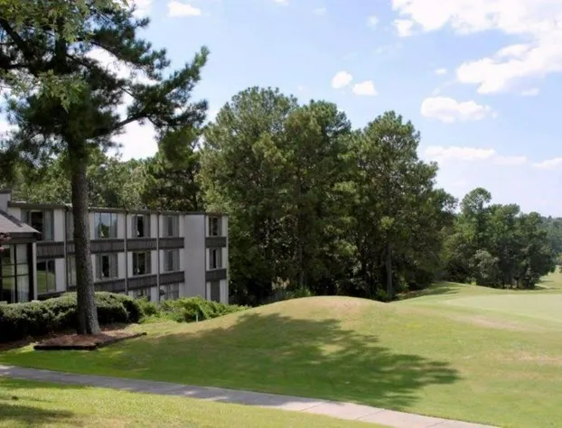 The Inn at Houndslake hotel detail image 1