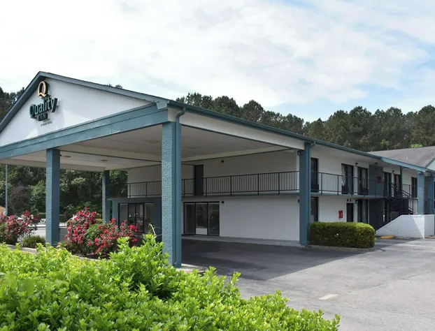 Quality Inn Manning I-95 hotel detail image 4