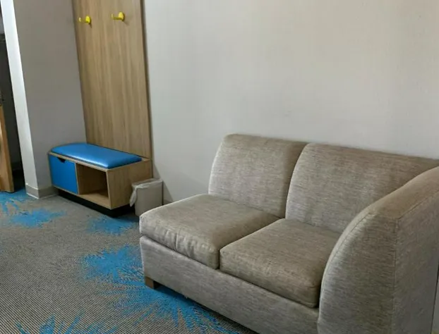 Days Inn by Wyndham Custer hotel detail image 1