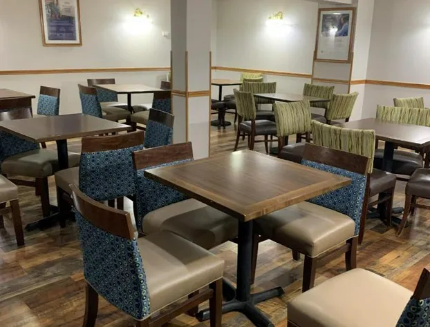 Days Inn by Wyndham Custer hotel detail image 2