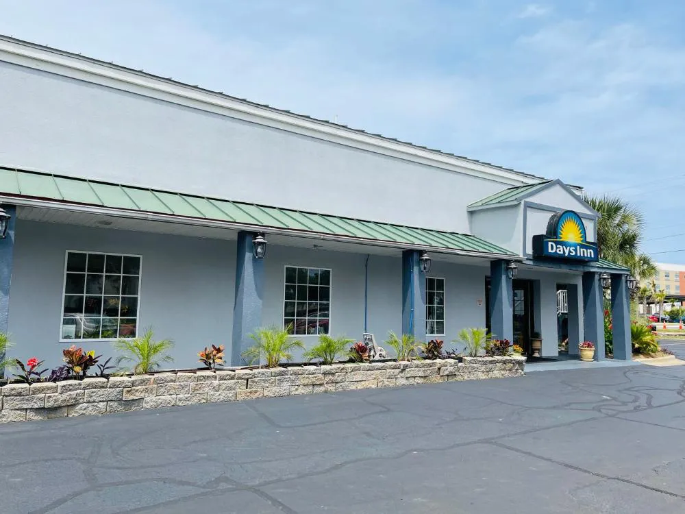 Days Inn by Wyndham Fort Walton Beach hotel hero