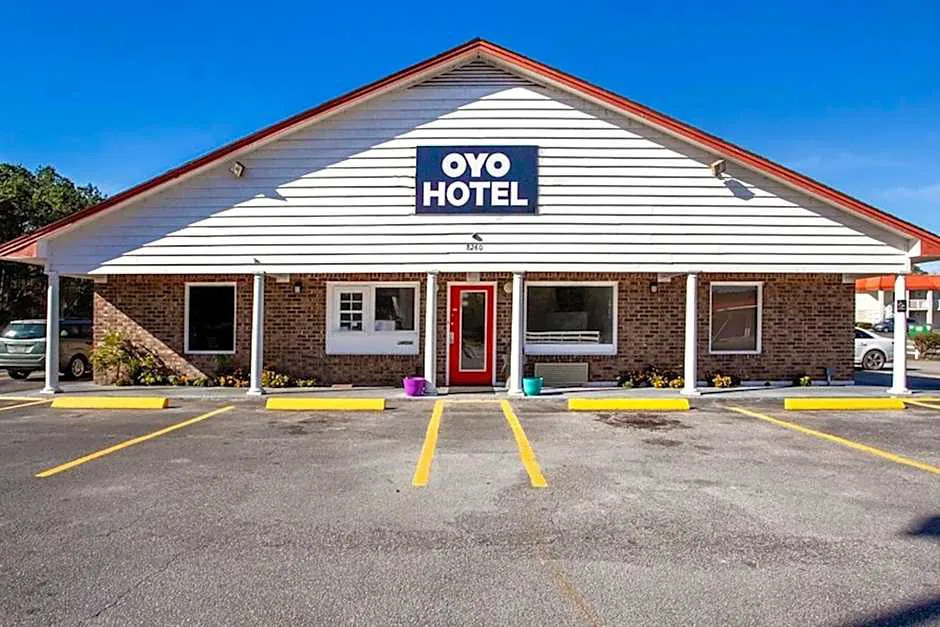 OYO Hotel Ridgeland East hotel hero