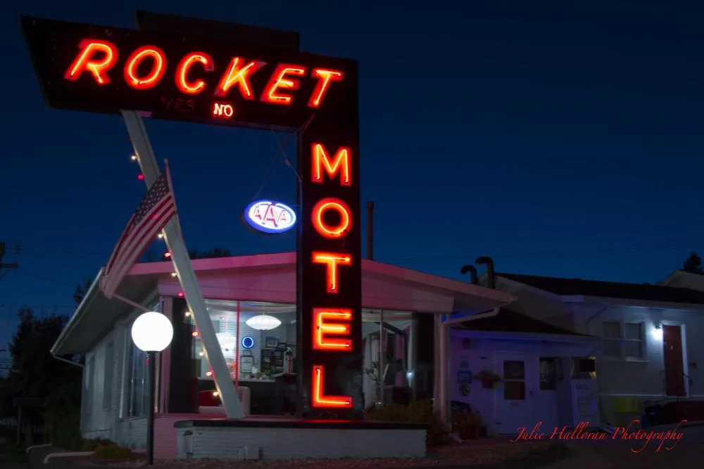 Rocket Motel hotel hero