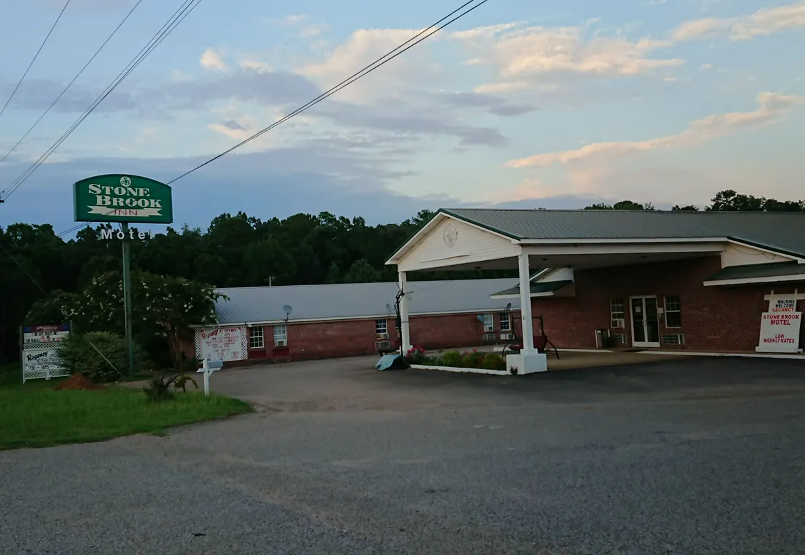 Stone Brook Inn hotel hero