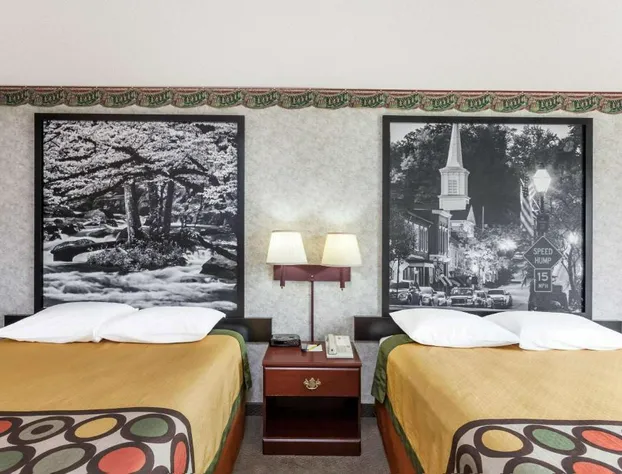 Super 8 by Wyndham Erwin hotel detail image 2