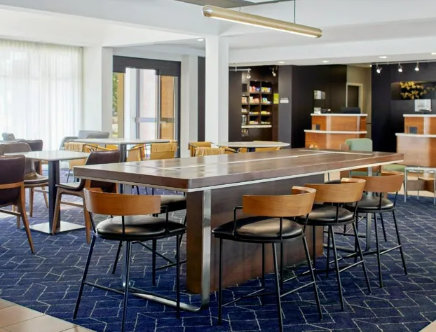Courtyard by Marriott Memphis Airport hotel detail image 1