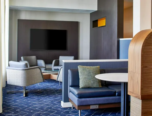 Courtyard by Marriott Memphis Airport hotel detail image 2