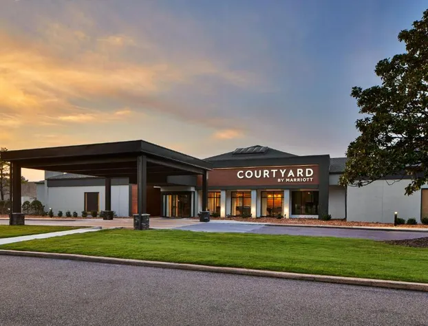 Courtyard by Marriott Memphis Airport hotel detail image 1