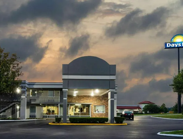 Days Inn by Wyndham Clarksville TN hotel detail image 3