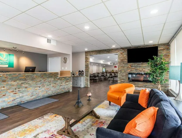 Quality Inn & Suites Vandalia near I-70 and Hwy 51 hotel detail image 4