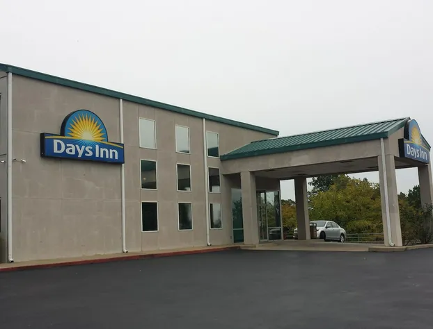 Days Inn by Wyndham Harrison hotel detail image 2