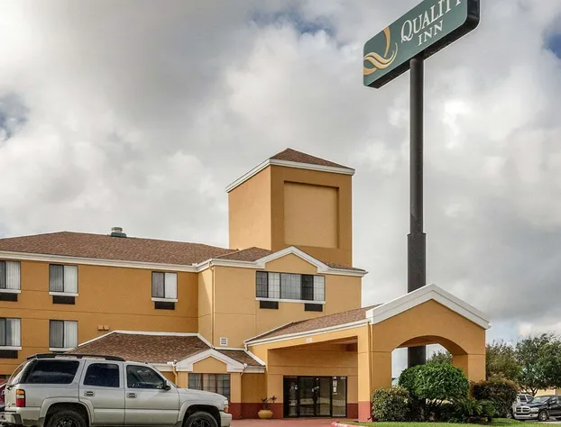 Quality Inn Baytown - Houston East hotel detail image 2