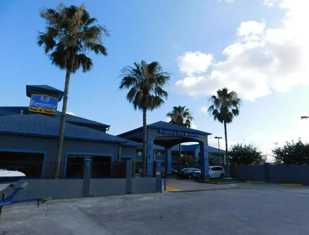 Regency Inn & Suites Beaumont hotel detail image 4