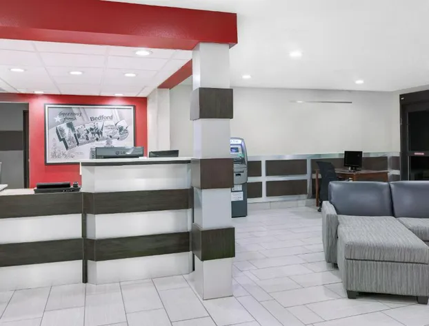 Super 8 by Wyndham Bedford DFW Airport West hotel detail image 3