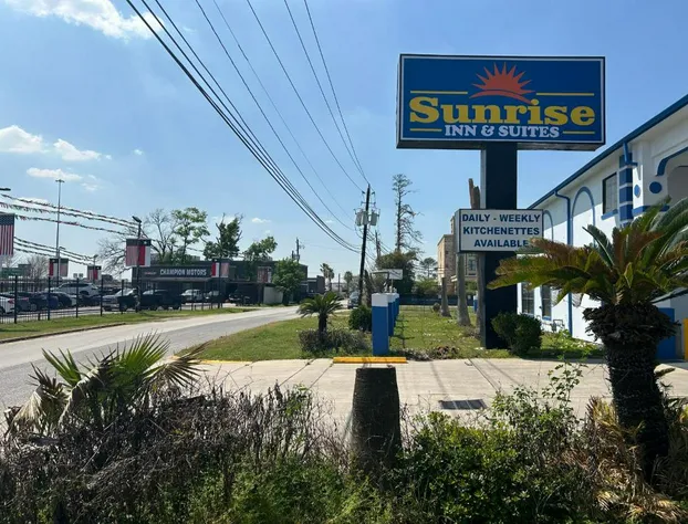 Sunrise Inn & Suites hotel detail image 3