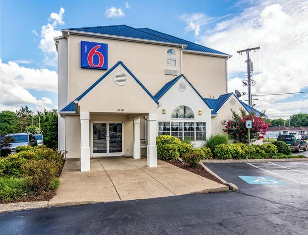 Motel 6 Chattanooga, TN - Downtown hotel detail image 1