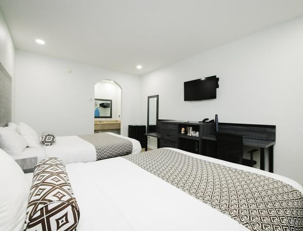Sapphire Inn and Suites hotel detail image 1