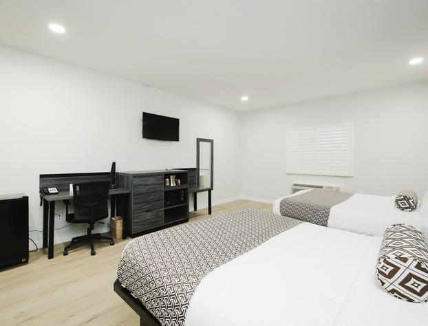 Sapphire Inn and Suites hotel detail image 3
