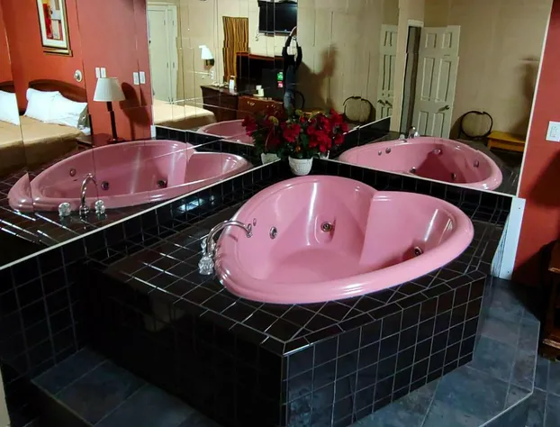 Red Carpet Inn West Springfield hotel detail image 1