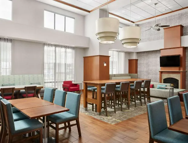 Hampton Inn & Suites New Haven - South - West Haven hotel detail image 2