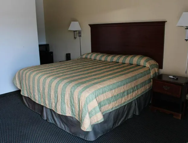 Deluxe Inn Fort Stockton hotel detail image 4