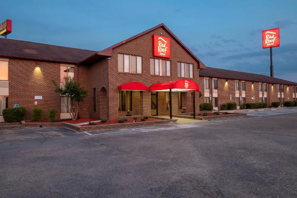 Red Roof Inn Roanoke Rapids hotel hero