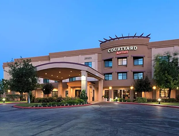 Courtyard by Marriott Santa Clarita Valencia hotel detail image 2