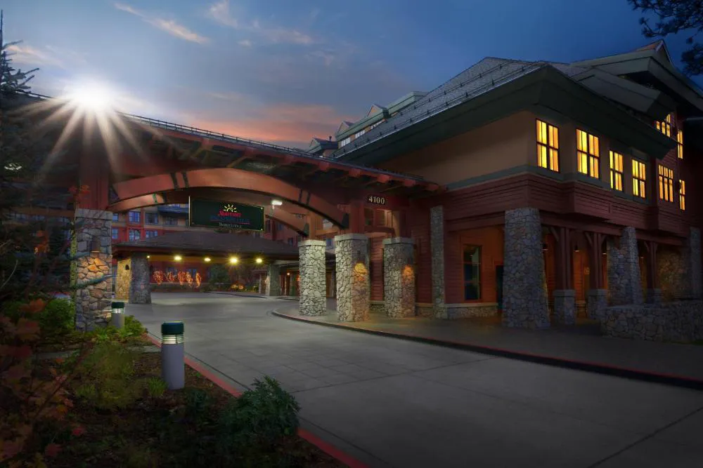 Marriott's Timber Lodge hotel hero