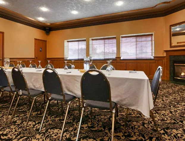 Best Western Plus Bayshore Inn hotel detail image 4