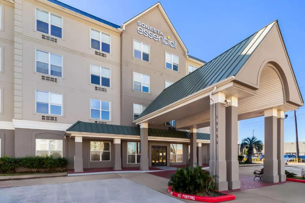 Sonesta Essential IAH Airport JFK Boulevard hotel hero